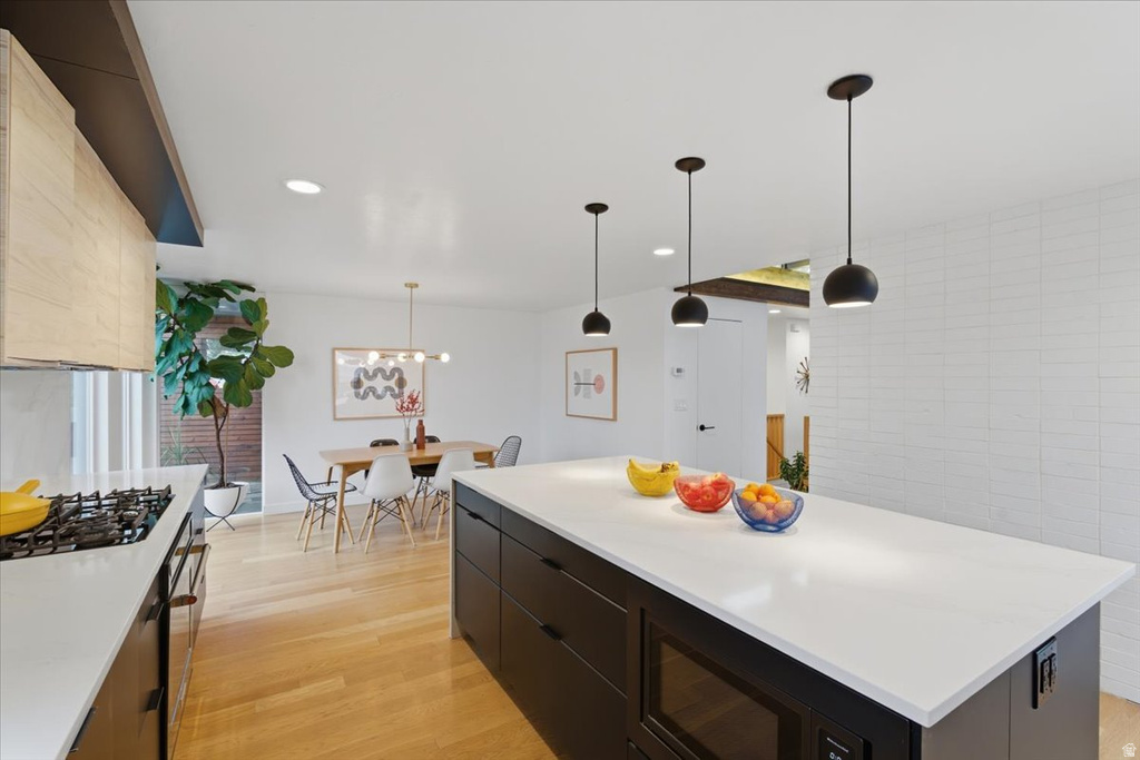 2136 S ELAINE DR Bountiful, UT 84010