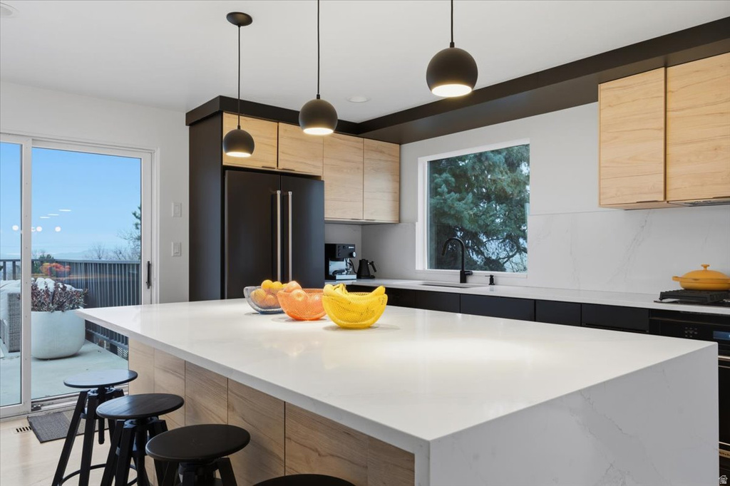 2136 S ELAINE DR Bountiful, UT 84010