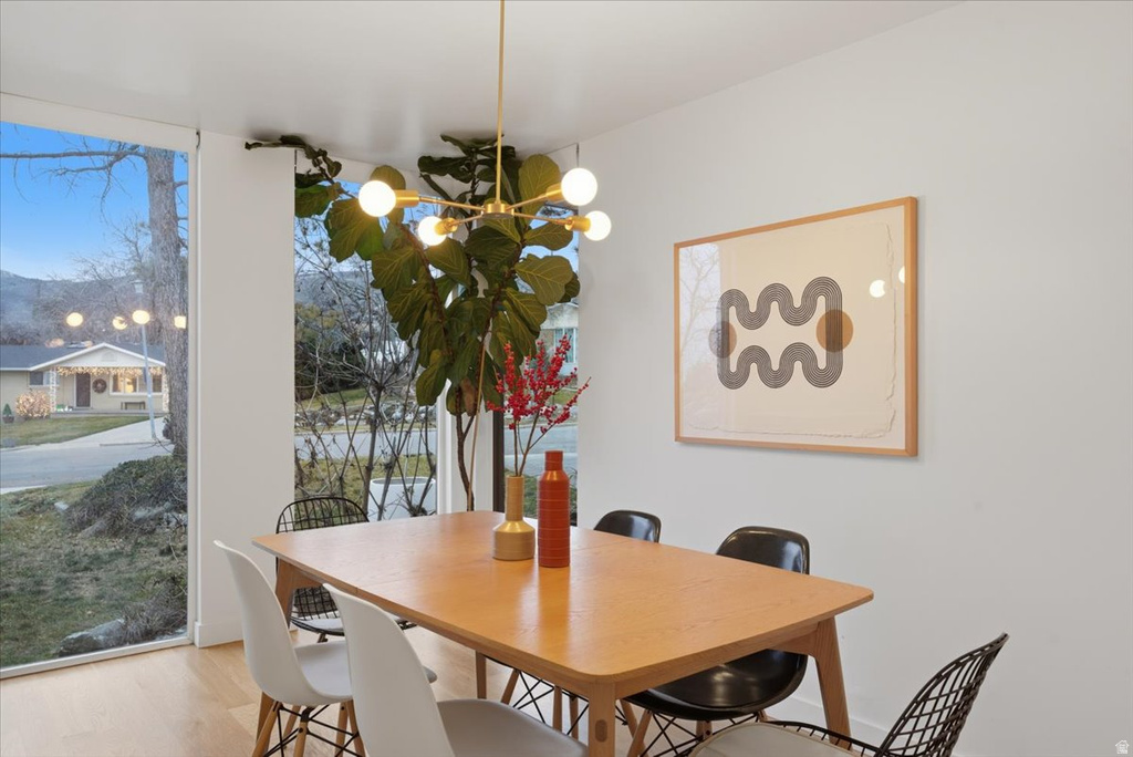 2136 S ELAINE DR Bountiful, UT 84010