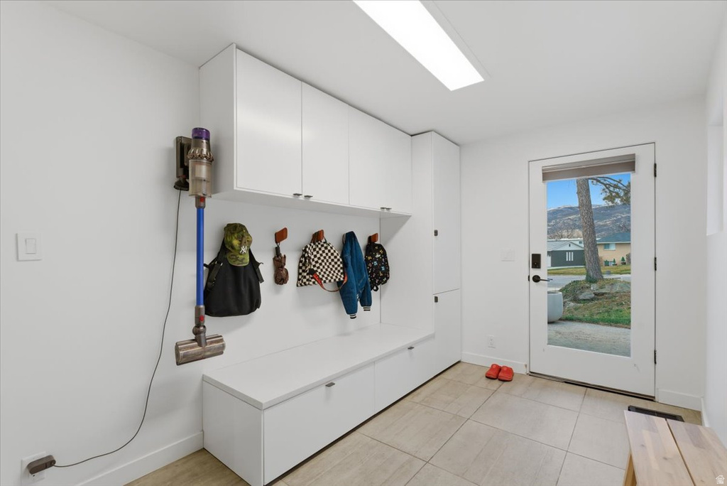 2136 S ELAINE DR Bountiful, UT 84010