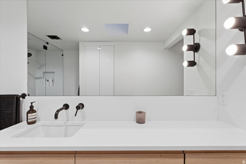 2136 ELAINE DR Bountiful, UT 84010