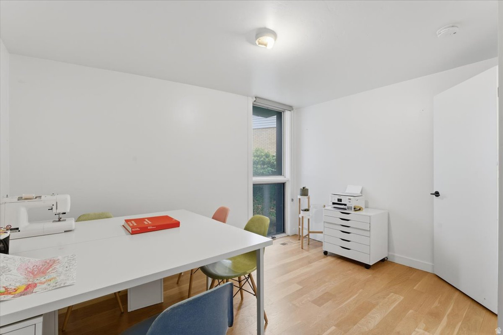 2136 S ELAINE DR Bountiful, UT 84010