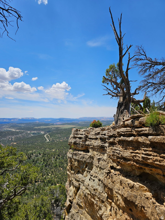  Mount Carmel, UT 84755