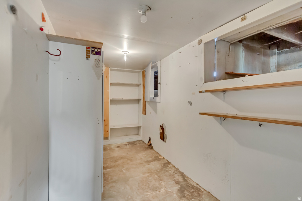 1724 S SHELMERDINE CT Salt Lake City, UT 84115