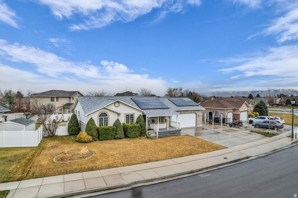 9203 S HOLLY LILY LN West Jordan, UT 84081