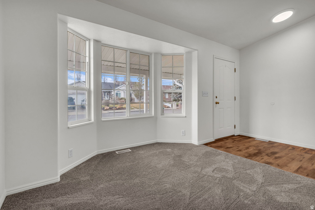 9203 S HOLLY LILY LN West Jordan, UT 84081