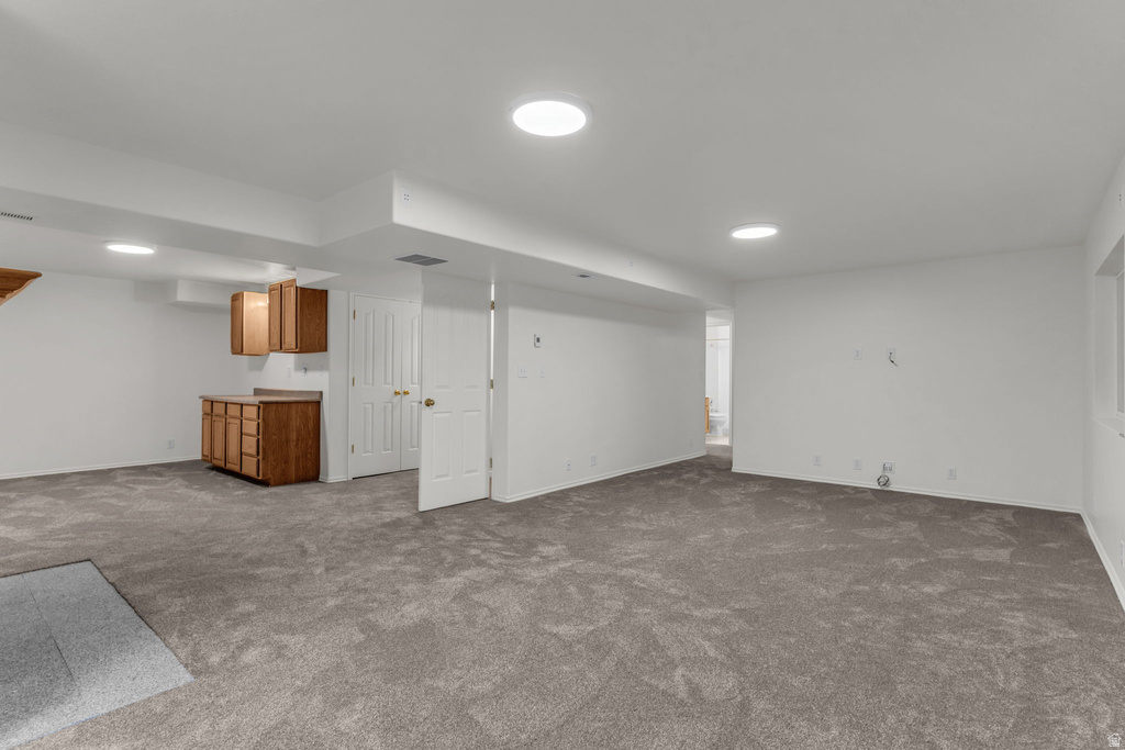 9203 S HOLLY LILY LN West Jordan, UT 84081