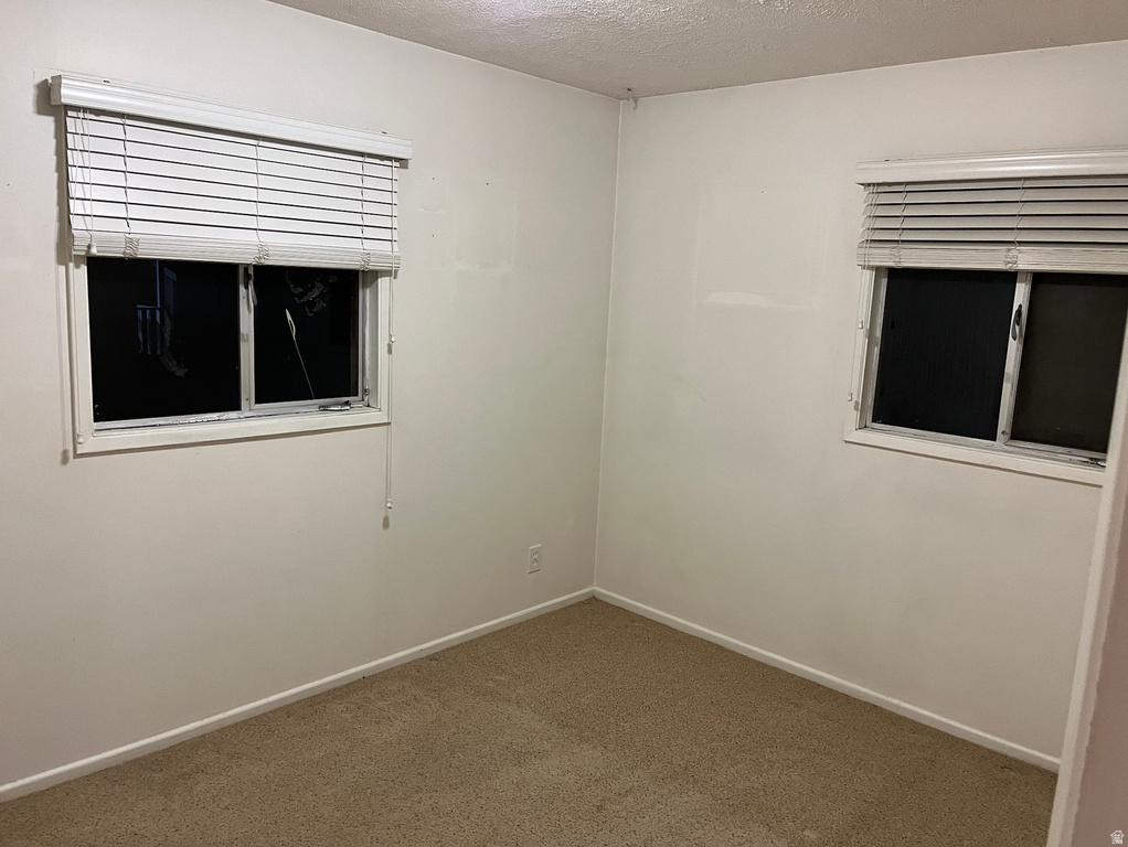 422 W 4800 S Washington Terrace, UT 84405