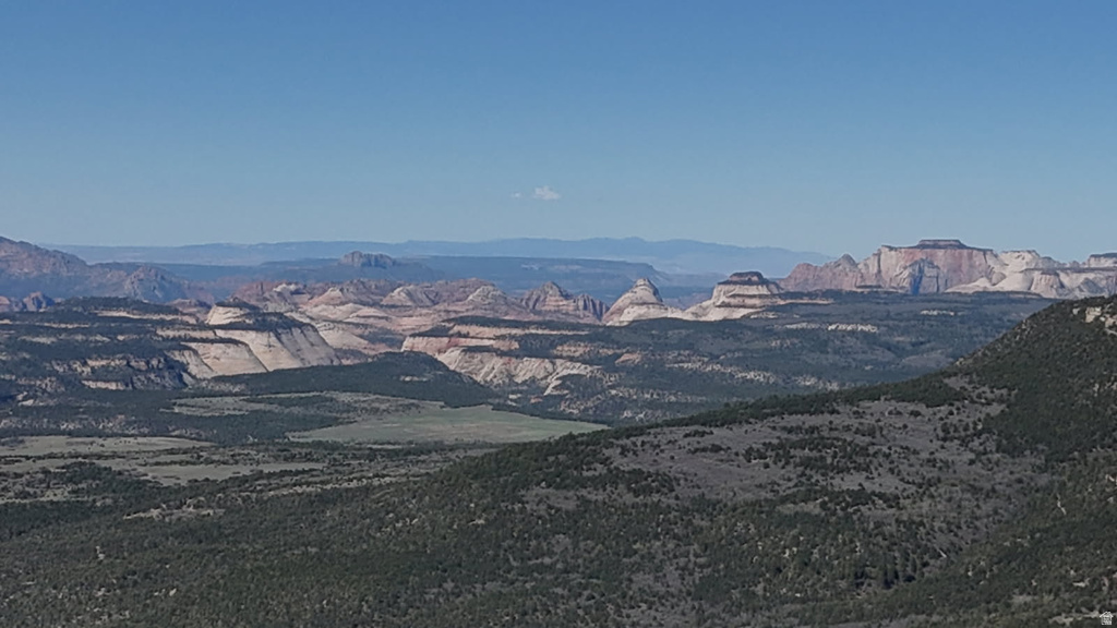  Mount Carmel, UT 84755