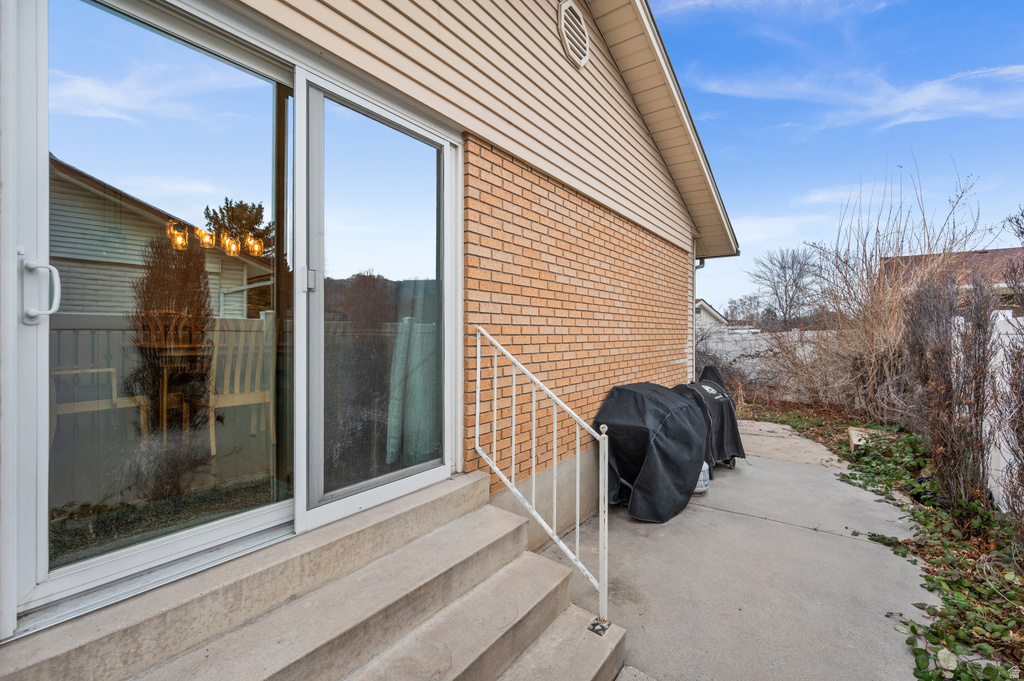 1065 E FALLBROOK WAY Sandy, UT 84094