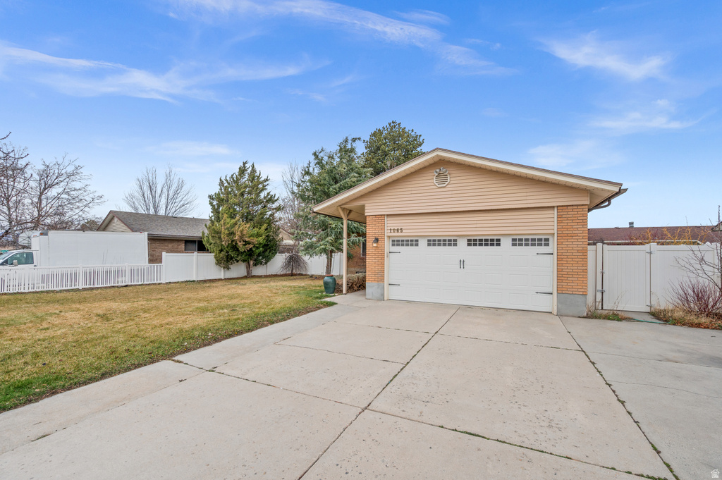 1065 E FALLBROOK WAY Sandy, UT 84094
