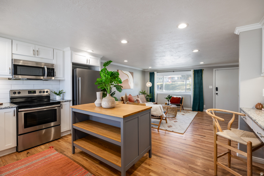 10276 S MARBLE ST Sandy, UT 84094