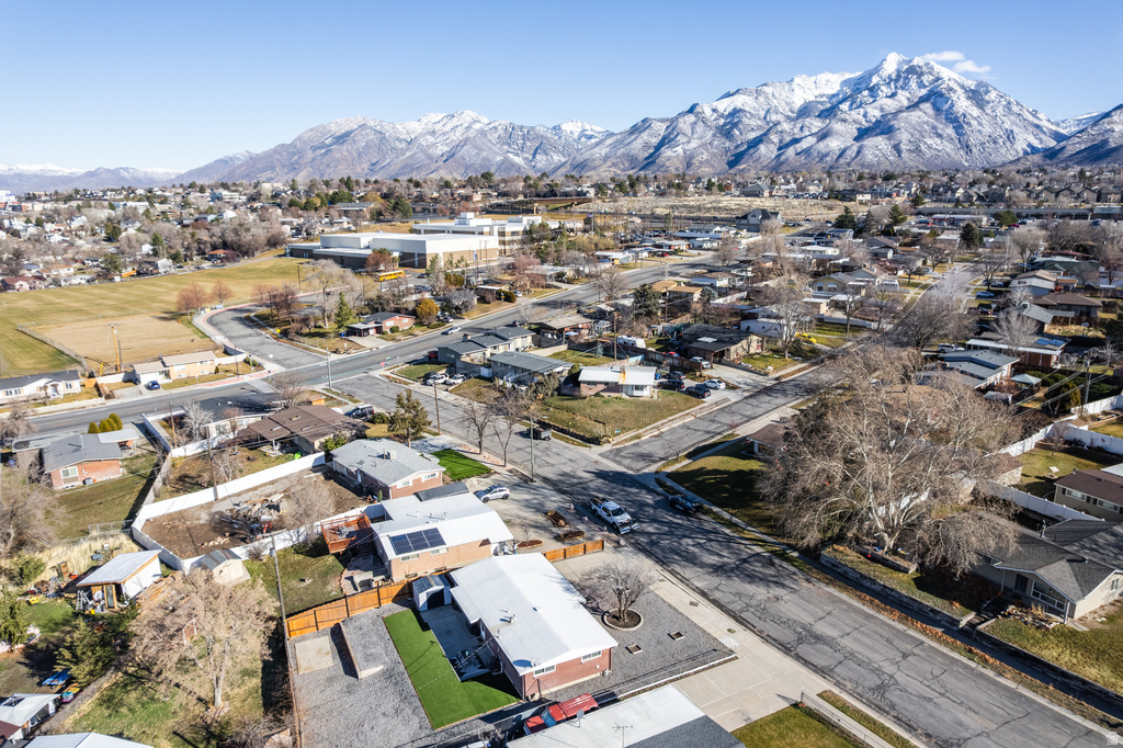 10276 S MARBLE ST Sandy, UT 84094