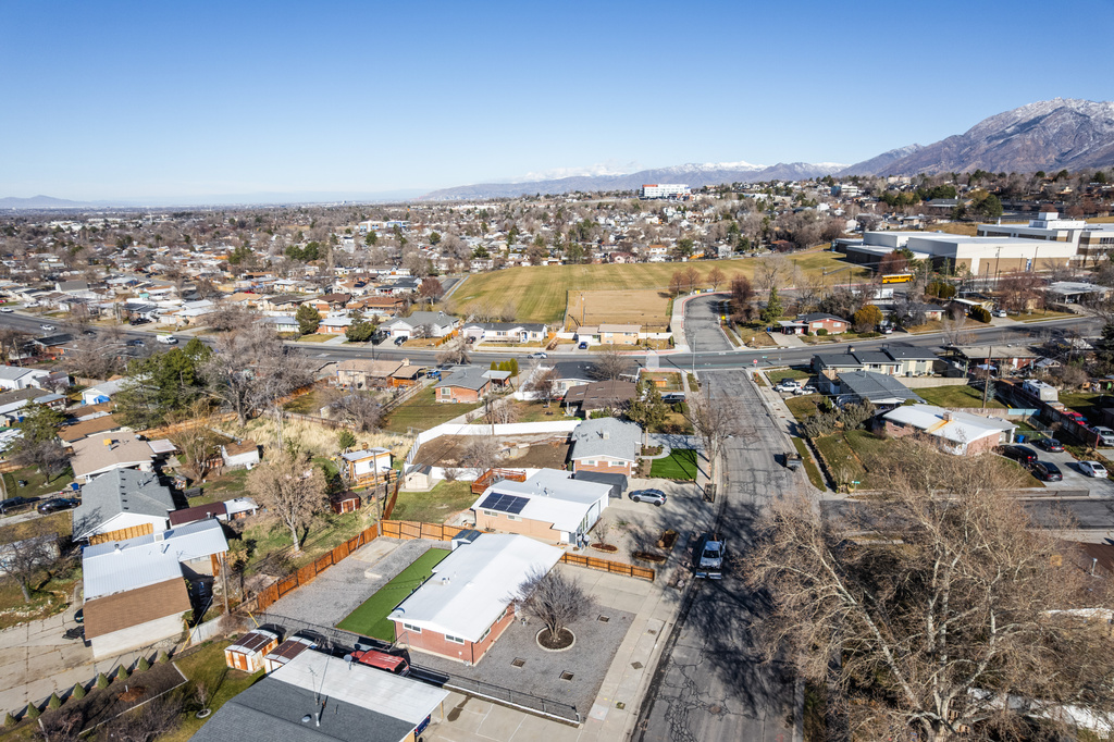 10276 S MARBLE ST Sandy, UT 84094