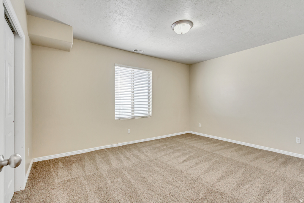 5729 W SWIFT CREEK RD West Jordan, UT 84081