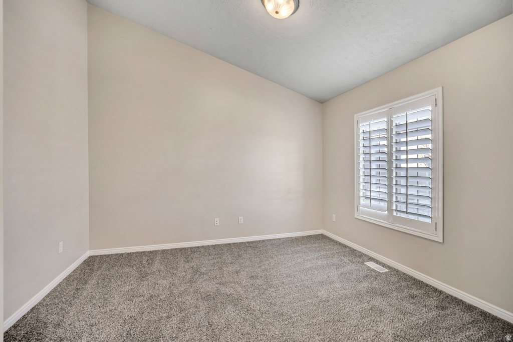 5729 W SWIFT CREEK RD West Jordan, UT 84081