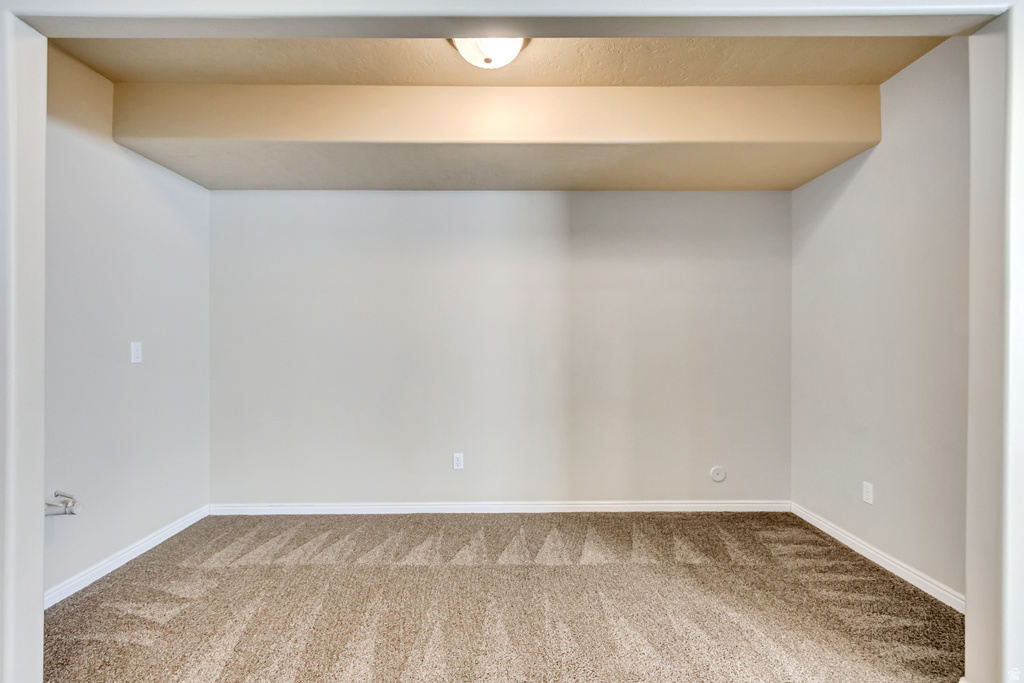 5729 W SWIFT CREEK RD West Jordan, UT 84081