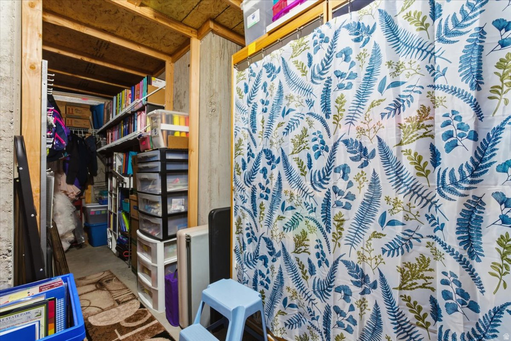 6633 W INDIGO DR Herriman, UT 84096