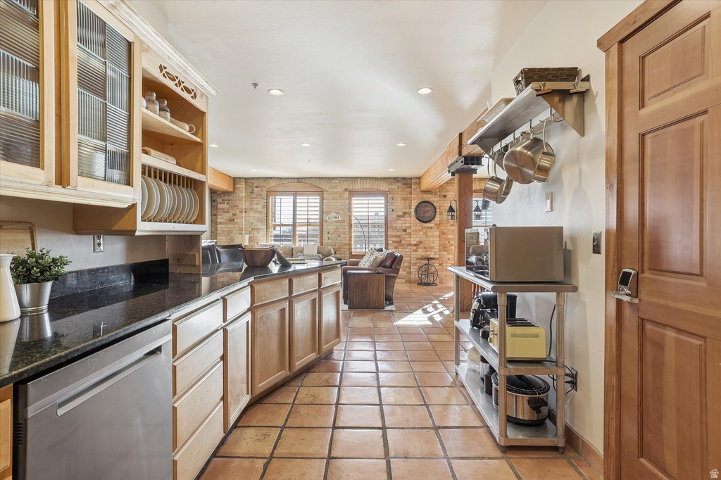 327 W 200 S ##301 Salt Lake City, UT 84101