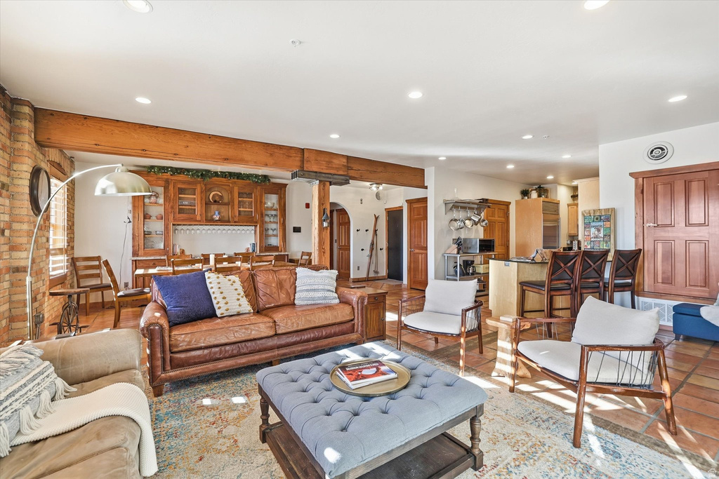 327 W 200 S ##301 Salt Lake City, UT 84101