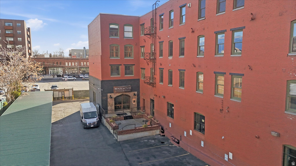 327 W 200 S ##301 Salt Lake City, UT 84101