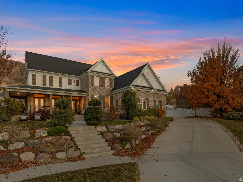 1694 E APPLE ORCHARD CT Draper, UT 84020