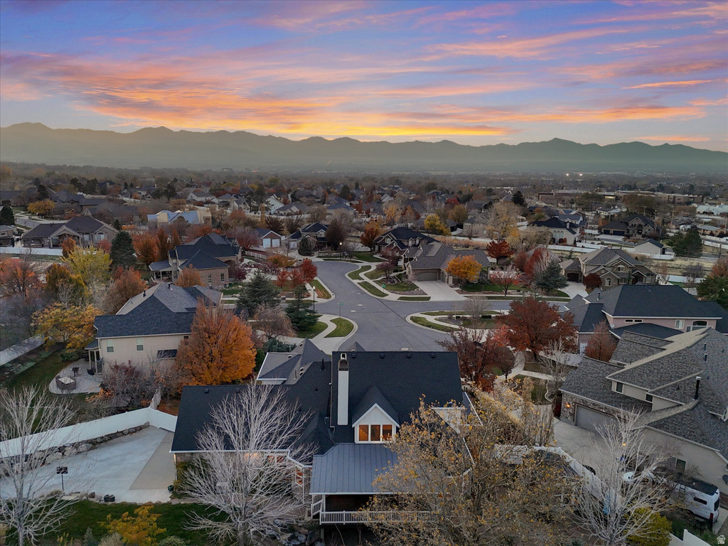 1694 E APPLE ORCHARD CT Draper, UT 84020