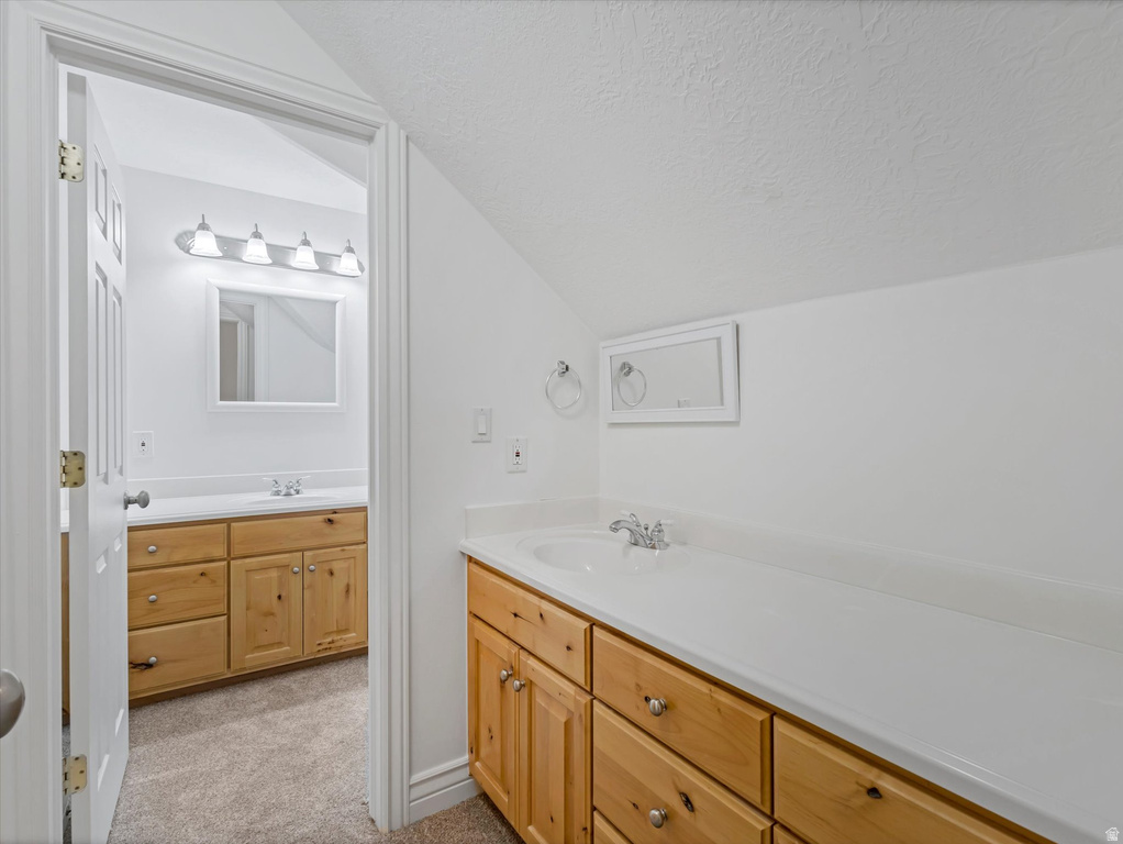 1694 E APPLE ORCHARD CT Draper, UT 84020