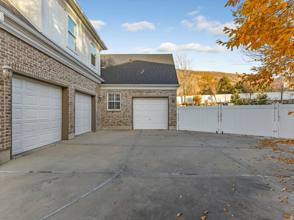 1694 E APPLE ORCHARD CT Draper, UT 84020