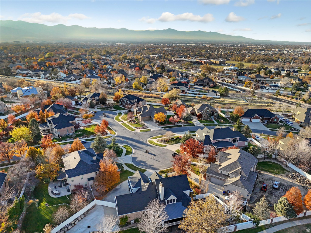 1694 E APPLE ORCHARD CT Draper, UT 84020