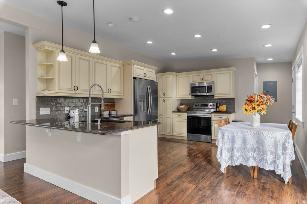 4085 S OLYMPIC WAY Holladay, UT 84124