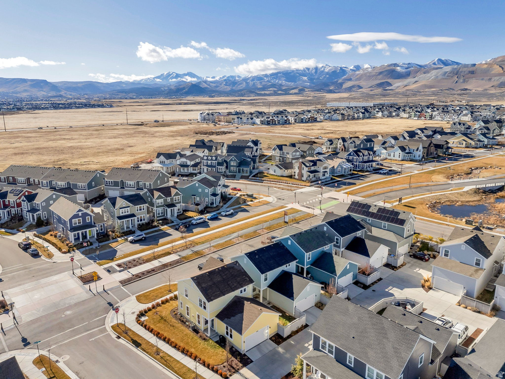 6456 W LAKE AVE South Jordan, UT 84009