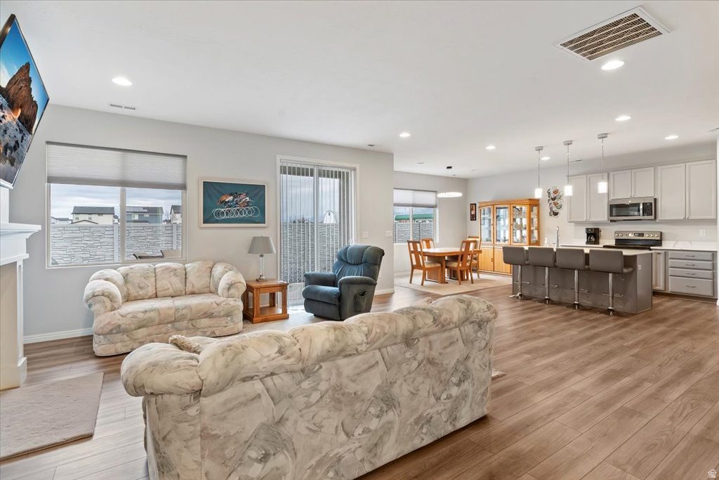 2418 W 3230 S Syracuse, UT 84075