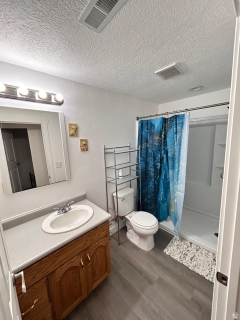 3746 S GOLD BANK DRIVE DR #1233 Magna, UT 84044