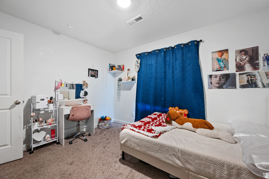 3746 S GOLD BANK DRIVE DR #1233 Magna, UT 84044