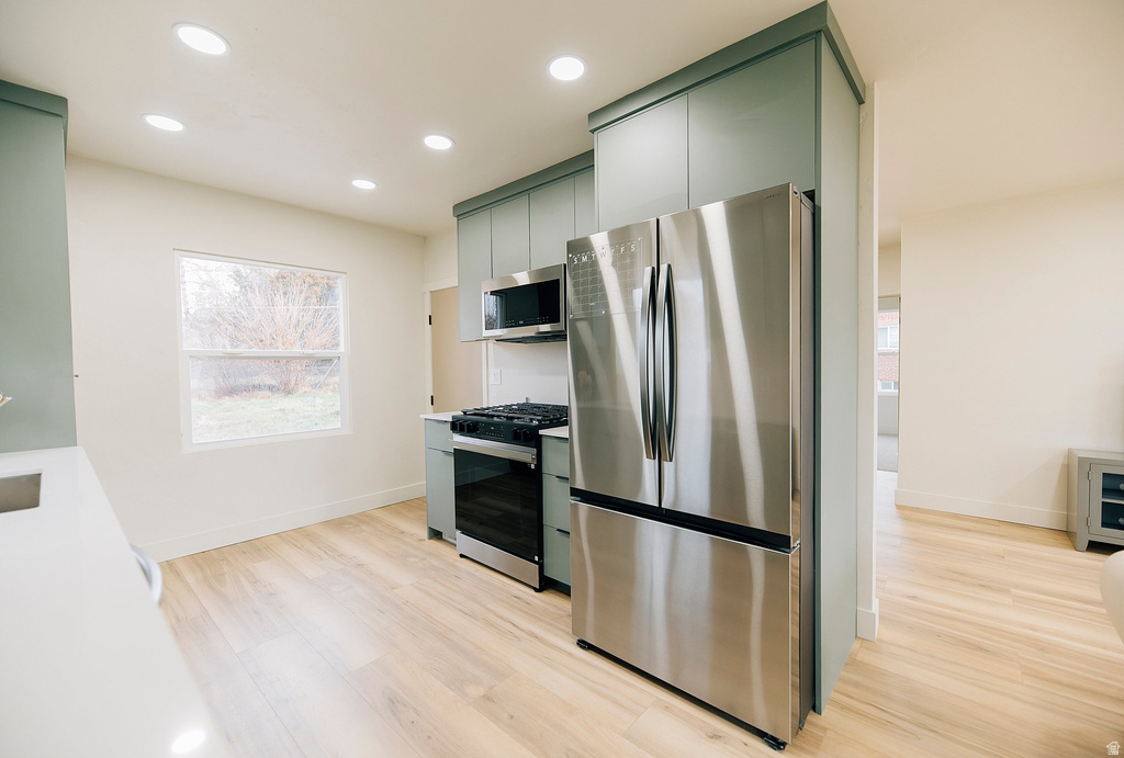 345 E 600 S Centerville, UT 84014