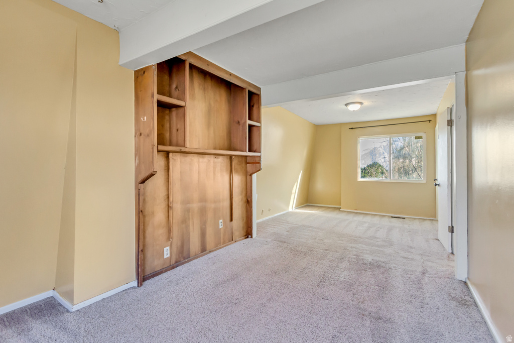 5731 S BLAKE DR Taylorsville, UT 84129