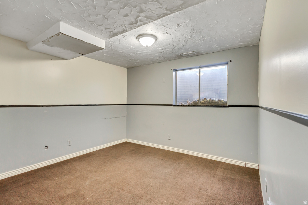 5731 S BLAKE DR Taylorsville, UT 84129