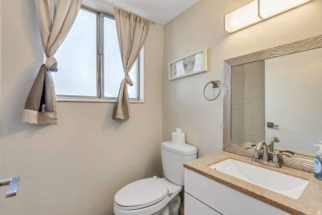 5731 S BLAKE DR Taylorsville, UT 84129