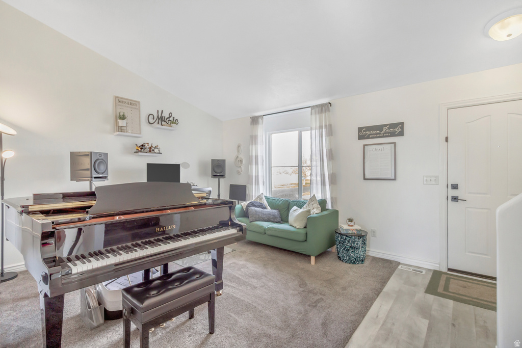 2264 E LOCH LOMOND DR Saratoga Springs, UT 84043