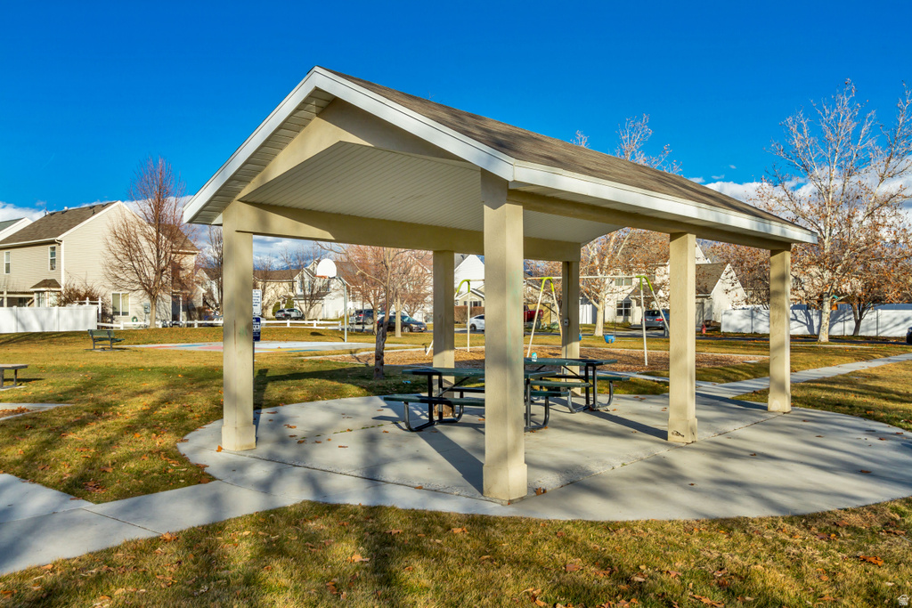 2264 E LOCH LOMOND DR Saratoga Springs, UT 84043