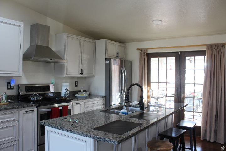 1051 S 900 W Tooele, UT 84074