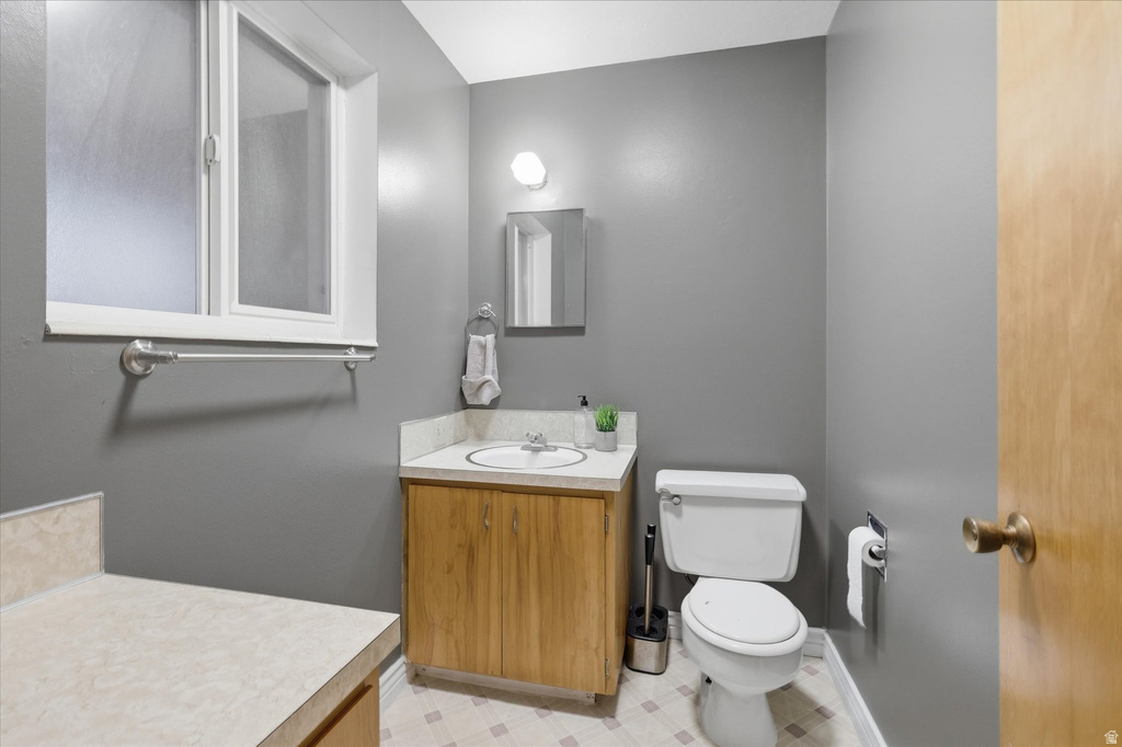 63 W MAIN ST Richmond, UT 84333