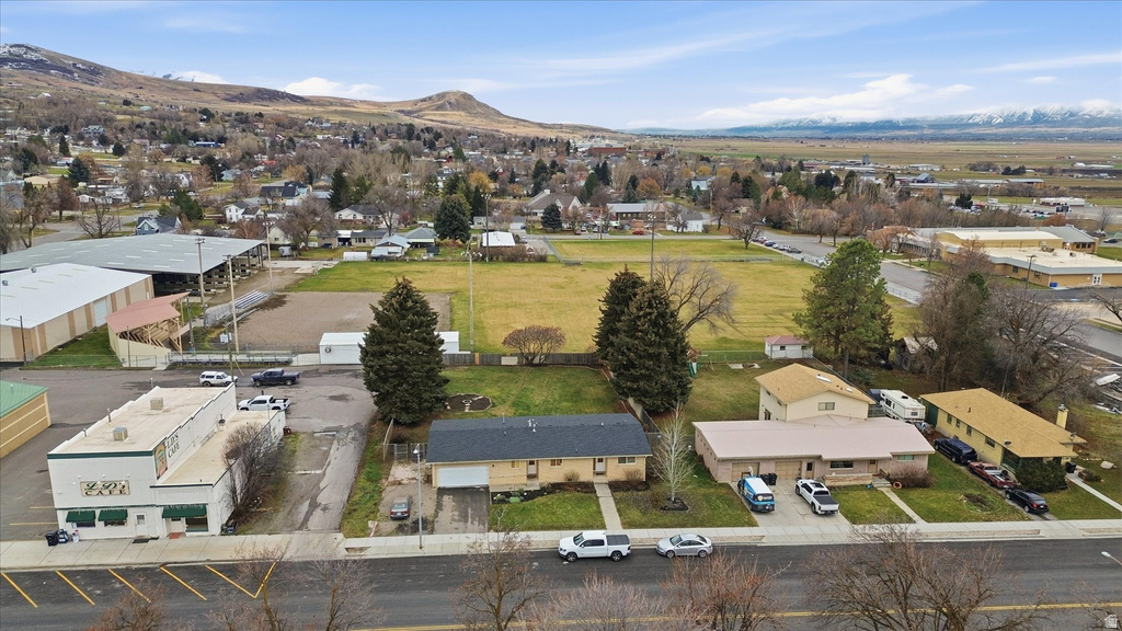 63 W MAIN ST Richmond, UT 84333