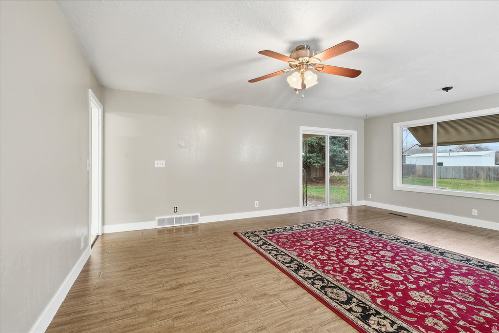 63 W MAIN ST Richmond, UT 84333