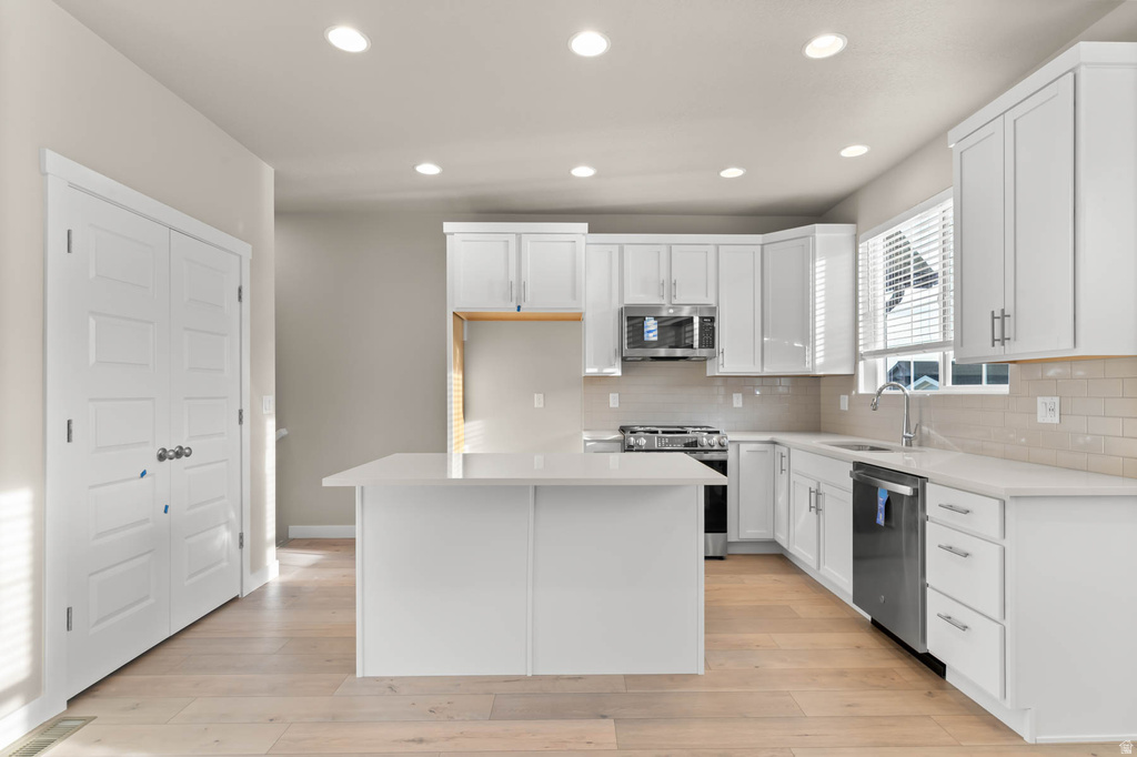 7251 S CAMPION DR West Jordan, UT 84081