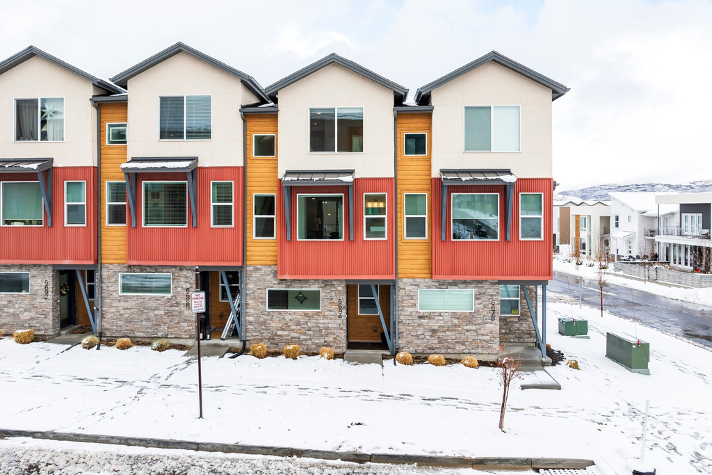 6684 N SILVER CREEK DR Park City, UT 84098