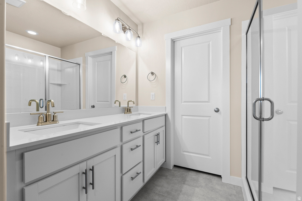 6588 W RAYNOLDS PEAK WAY West Jordan, UT 84081