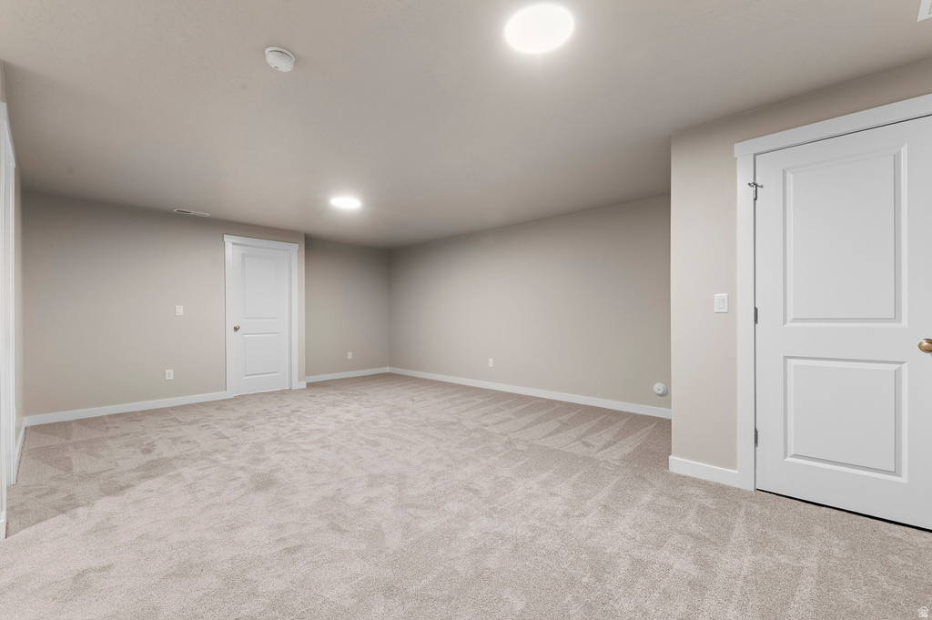 6588 W RAYNOLDS PEAK WAY West Jordan, UT 84081