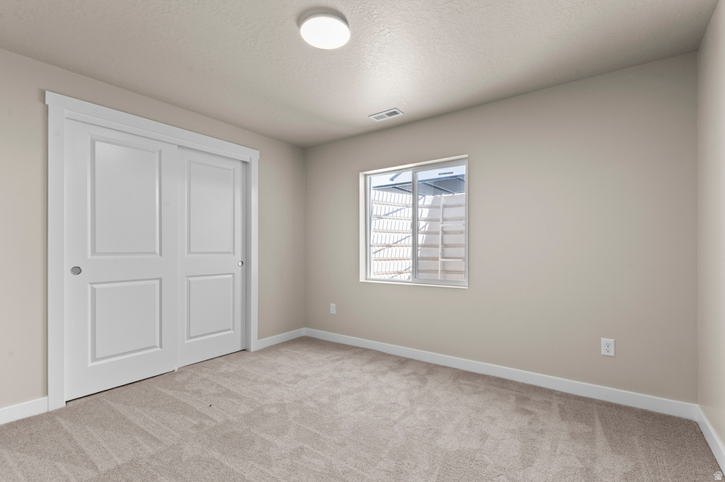 6588 W RAYNOLDS PEAK WAY West Jordan, UT 84081